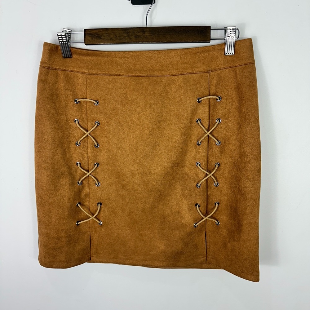 MangoPop L Camel Brown Faux Suede Lace Up Mini Skirt Boho Western Y2K Retro